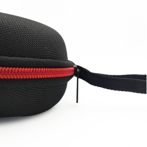 MM STRIKE Case Organizer for Abrasive Pads and Bowling Shammies