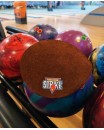 1x M&M Strike Premium Bowling Shammy + 5x MIRKA Abralon Schleifpads (Körnung 180–4000) 1x M&M Strike Premium Bowling Shammy + 5x MIRKA Abralon Schleifpads (Körnung 180–4000)